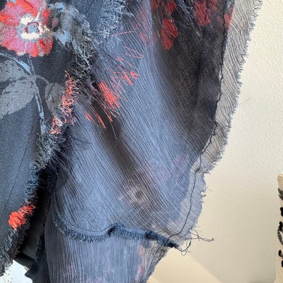 Free People Pebble Crepe So Fine Smocked Tunic Top Floral Gray Frayed Hem Small - Picture 10 of 15